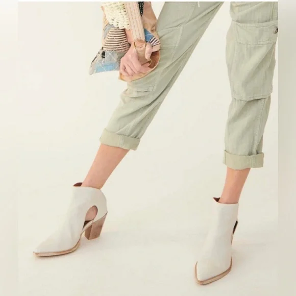 Free People Suede Leather Cutout Ankle Boots Size 9.5 Western Coastal Cowgirl - Picture 3 of 16